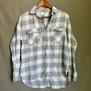 Old Navy Light Gray Plaid Shirt